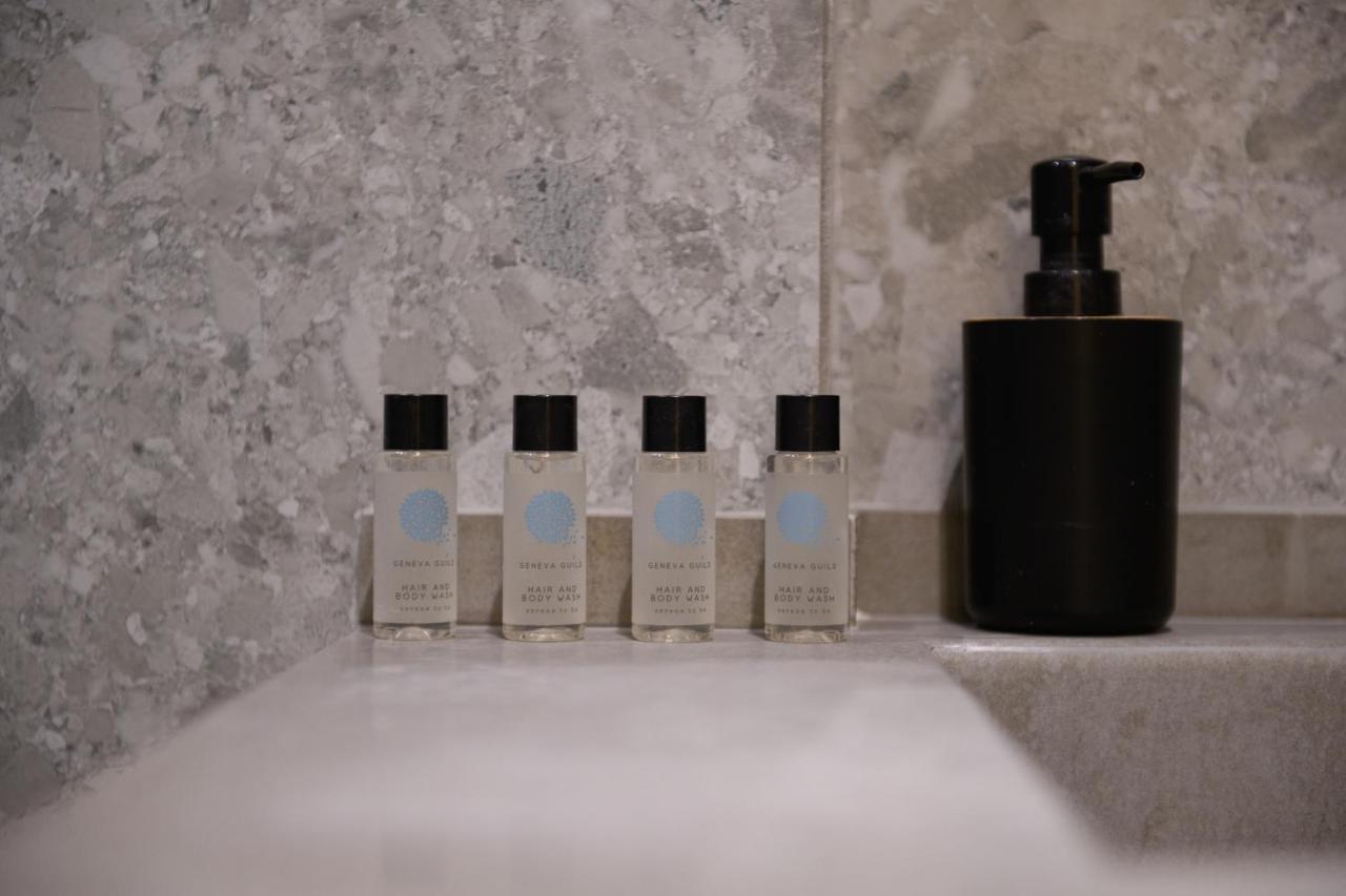 Seven Keys Luxury Suites Achílleion 外观 照片