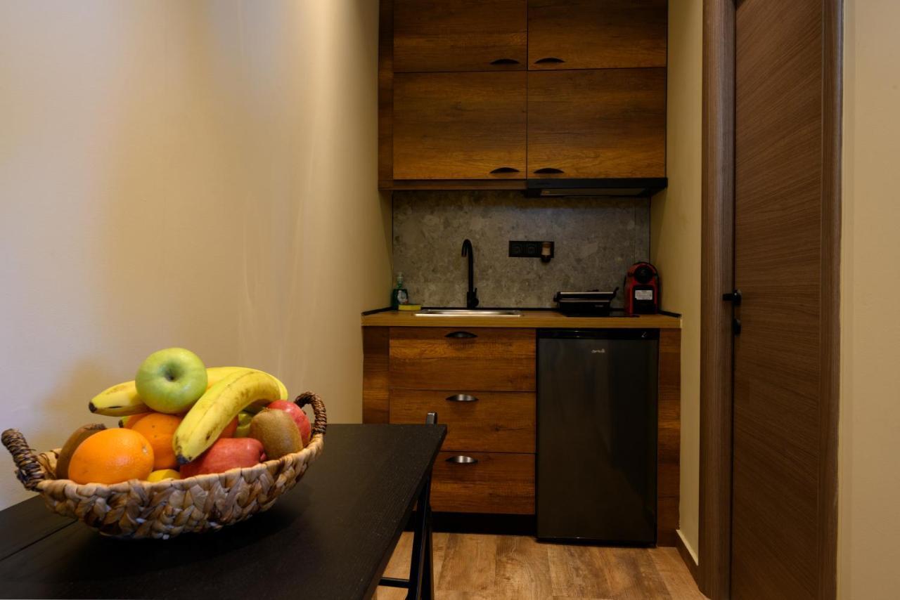 Seven Keys Luxury Suites Achílleion 外观 照片